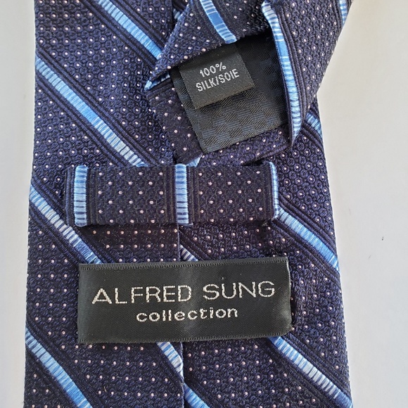 Alfred Sung Blue 100% Silk Tie - Picture 3 of 3